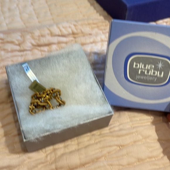 Gold coloured bracelet purchased at blue Ruby - Picture 2 of 7